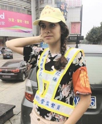 expat traffic warden zhuzhou henan chengguan