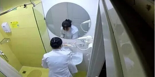 undercover towel toilet cleaning hotel