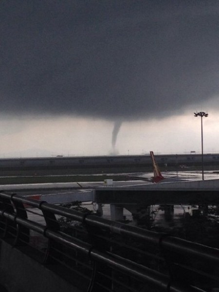 tornado shenzhen airport