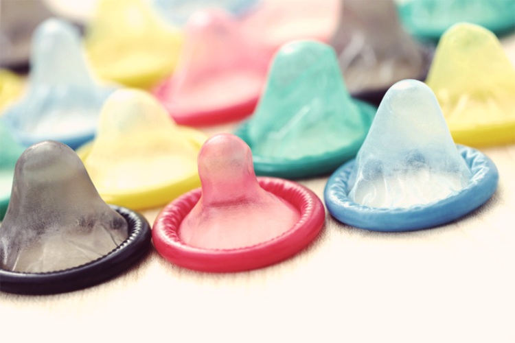 condoms 01